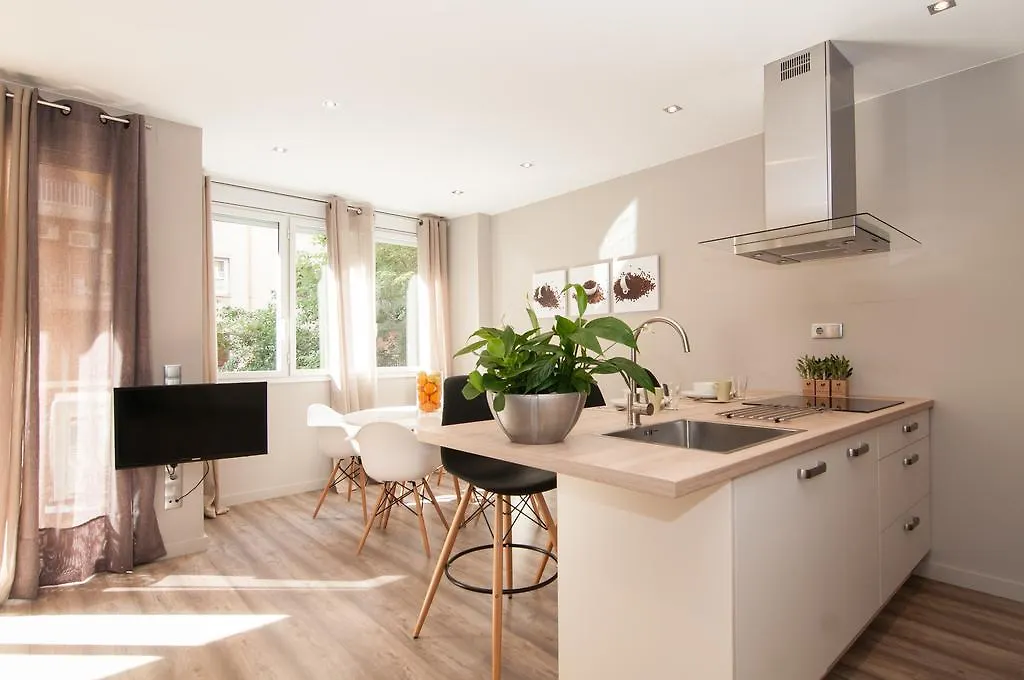 Montaber Apartments - Sagrada Familia Βαρκελώνη 0*,