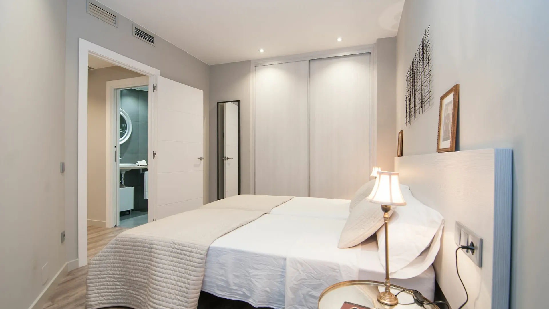 Montaber Apartments - Sagrada Familia Βαρκελώνη
