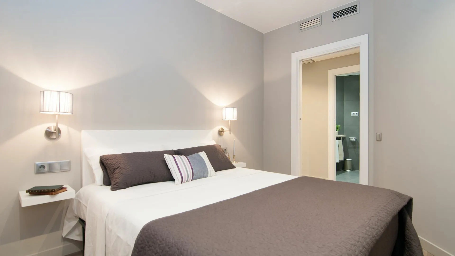 Montaber Apartments - Sagrada Familia Βαρκελώνη